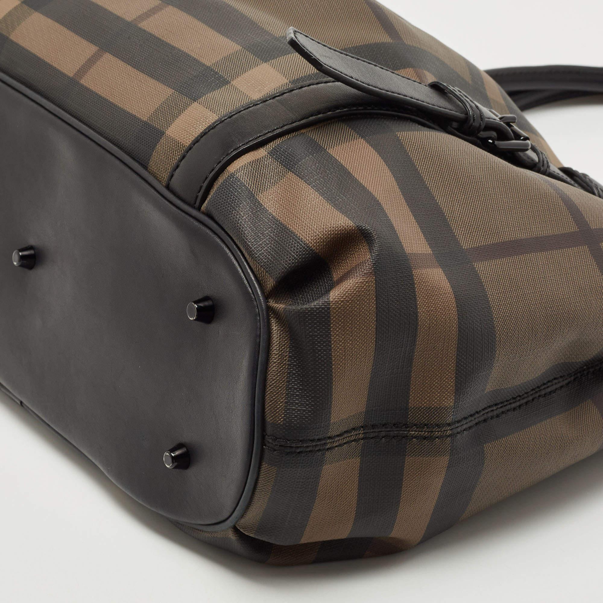Burberry Black Smoked Check PVC and Leather Lowry Shoulder Bag In Good Condition In Dubai, Al Qouz 2