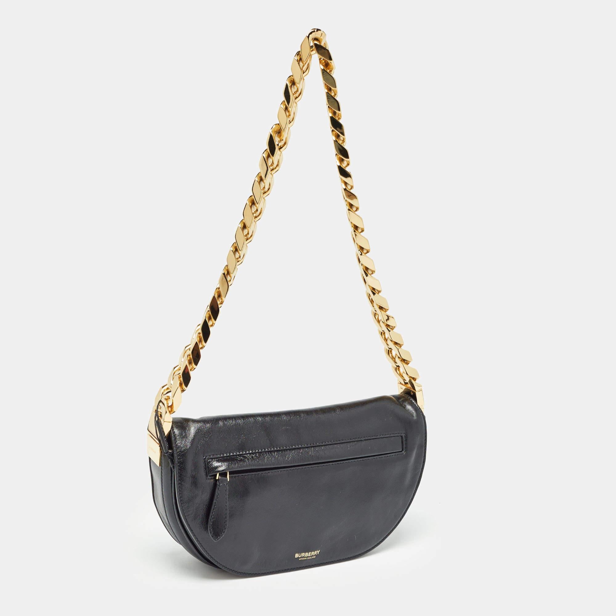 Burberry Black Soft Leather Small Olympia Chain Shoulder Bag In New Condition In Dubai, Al Qouz 2