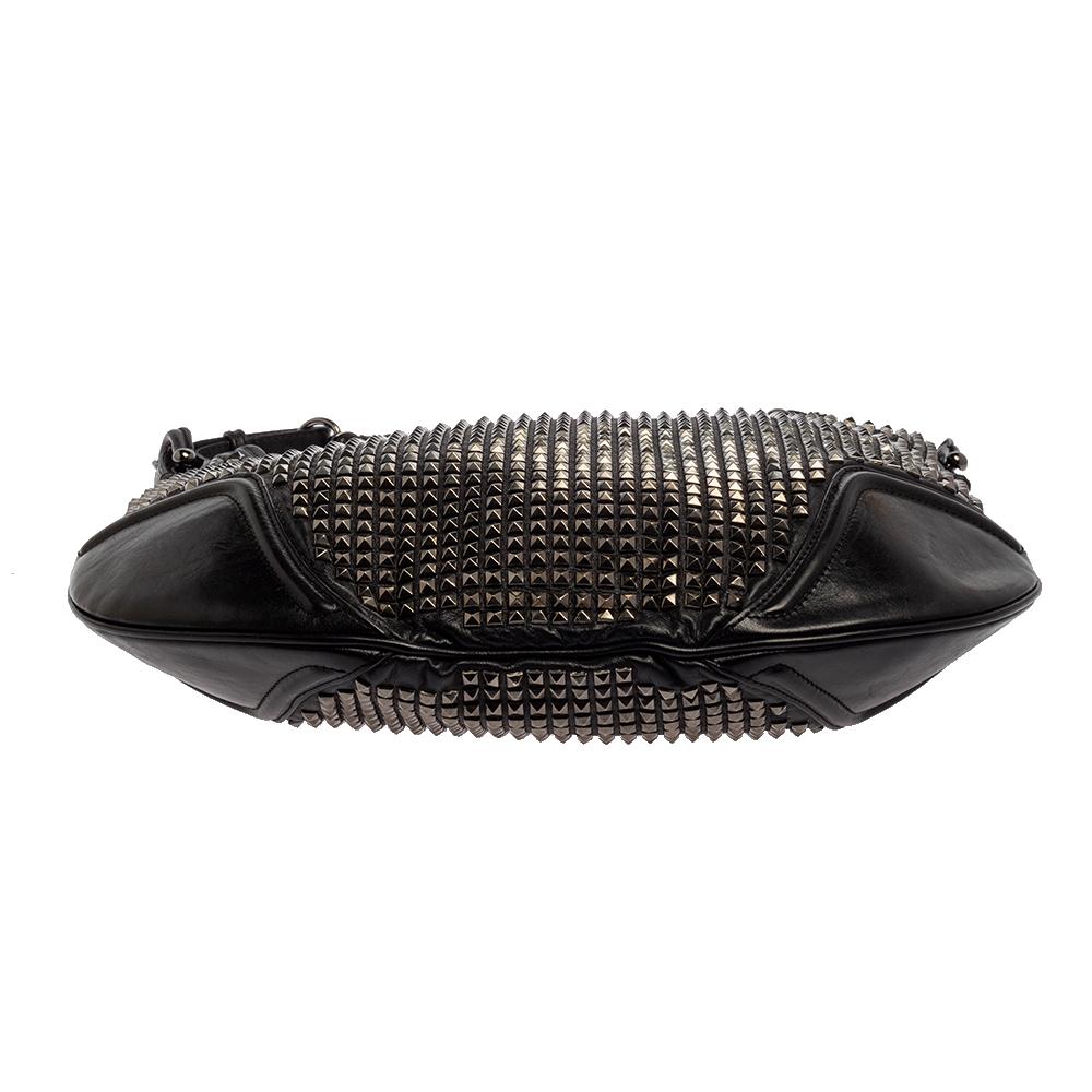 Donna Burberry Borsa Hoxton in pelle nera con borchie