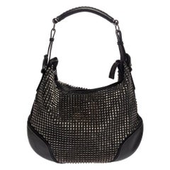 Burberry Borsa Hoxton in pelle nera con borchie