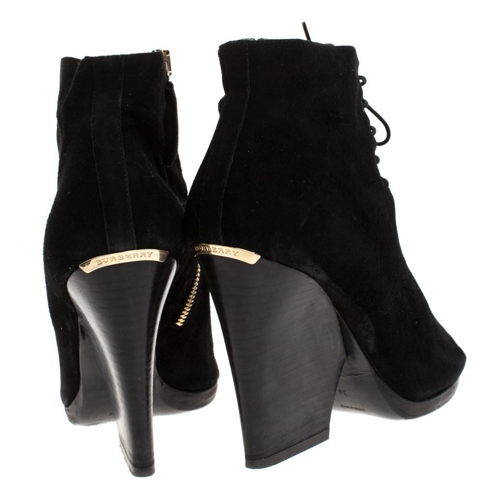 Burberry Black Suede Peep Toe Lace Up Booties Size 39 In Good Condition For Sale In Dubai, Al Qouz 2