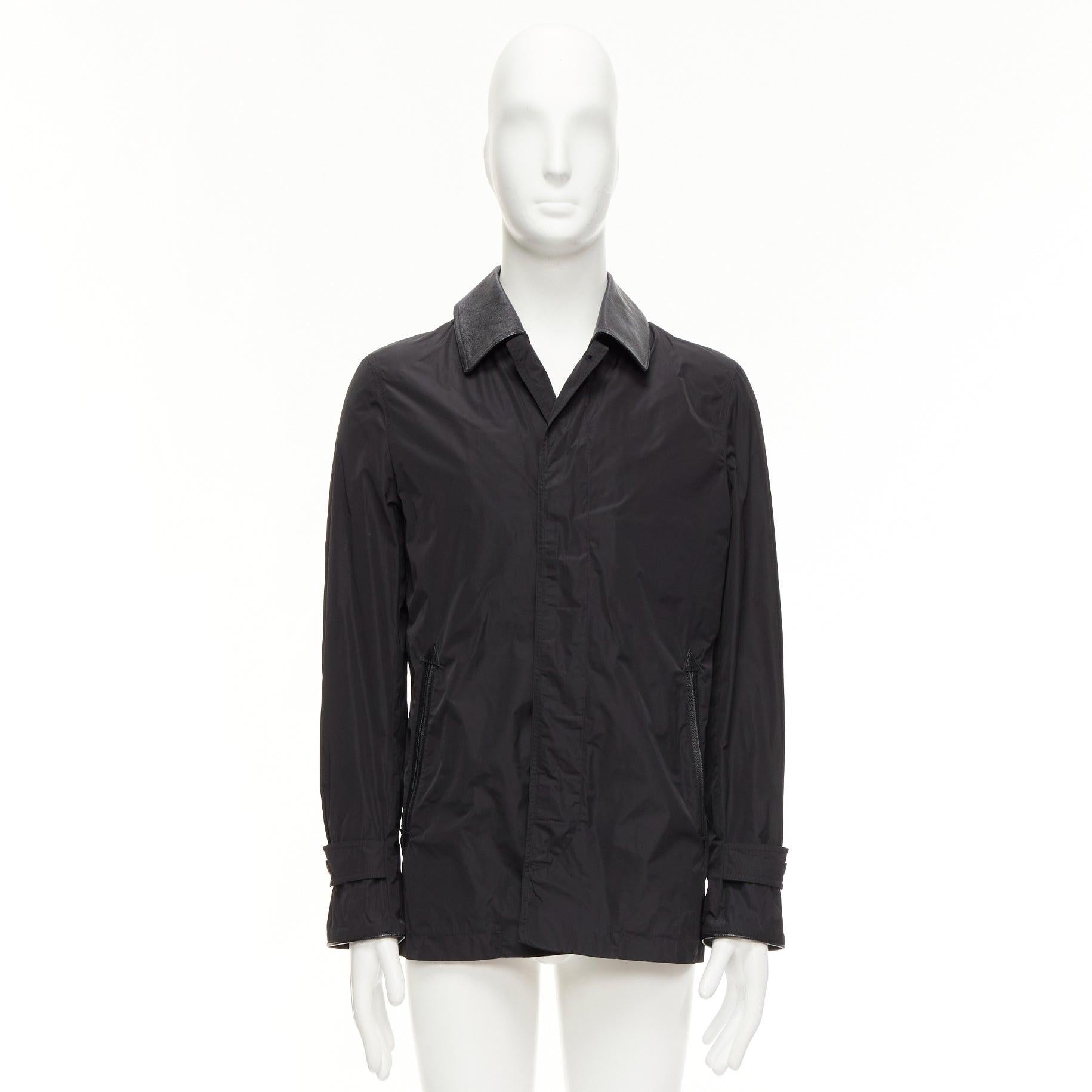 Burberry trench monopetto in nylon nero testurizzato con finiture in pelle IT48 M in vendita 5