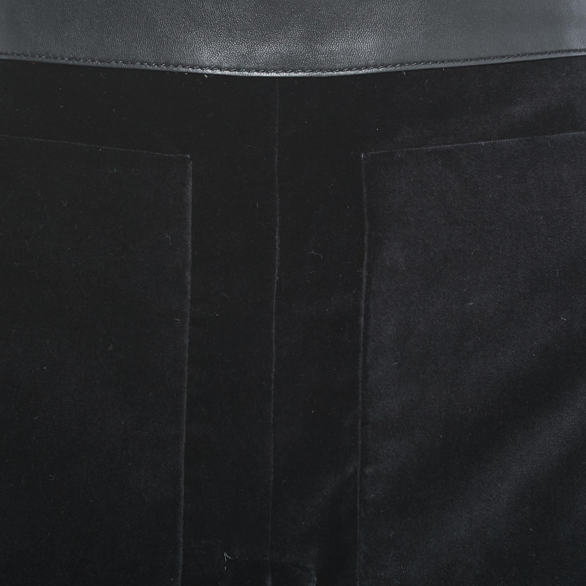 Women's Burberry Black Velvet A-Line Mini Skirt S