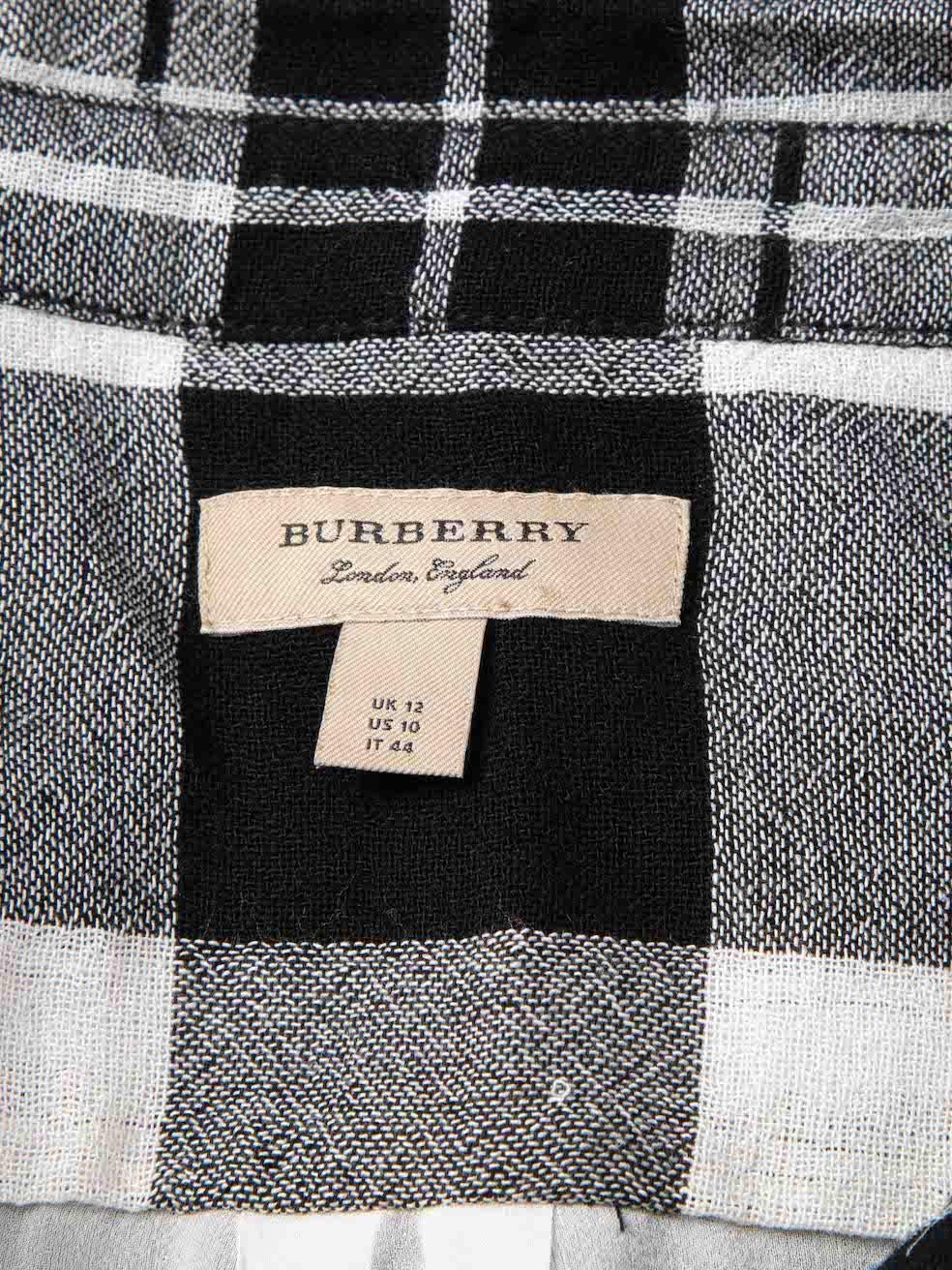 Women's Burberry Black & White Check Print Knee-Length Dress Size L For Sale