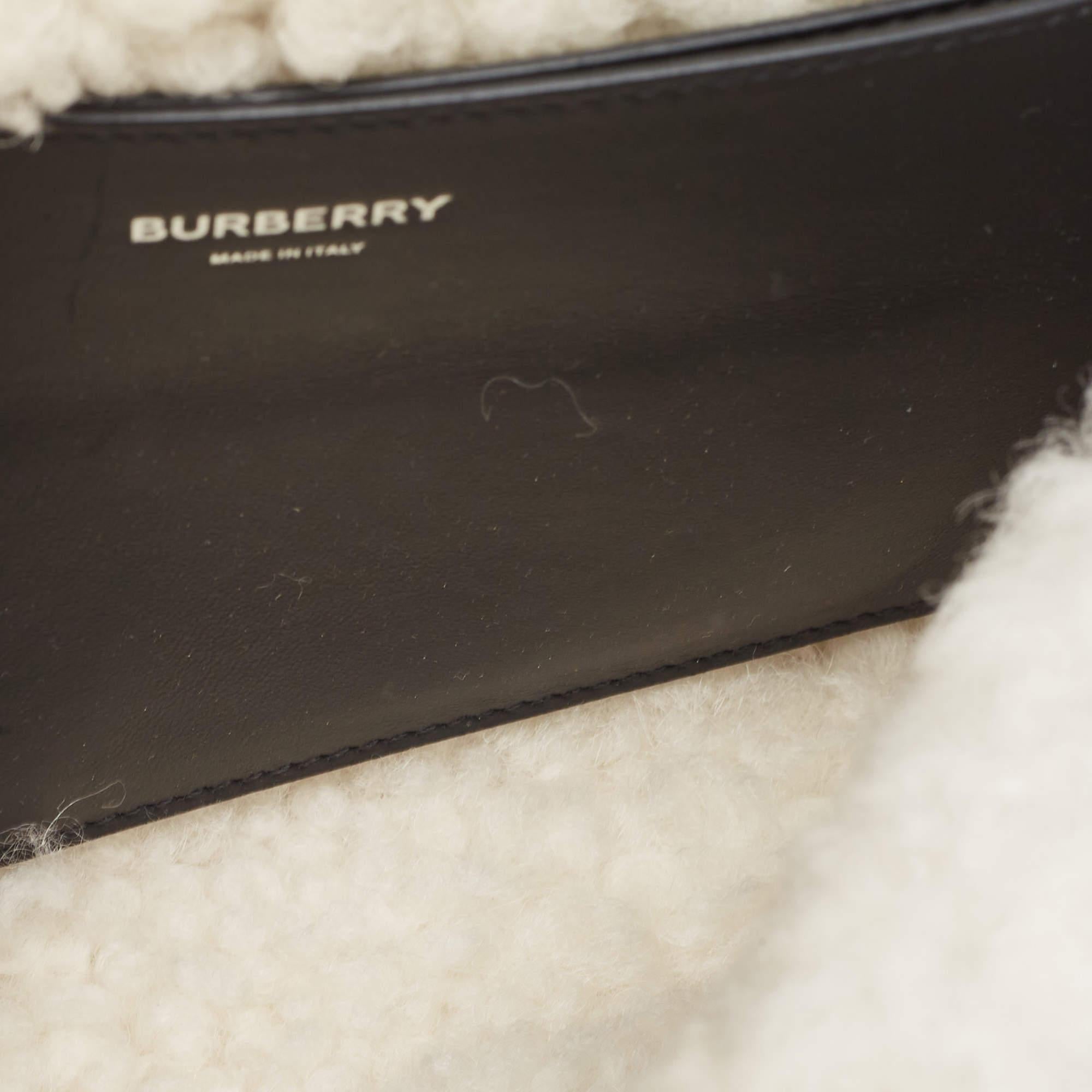 Burberry Black/White Leather and Fox Fur Small Lola Shoulder Bag For Sale 5