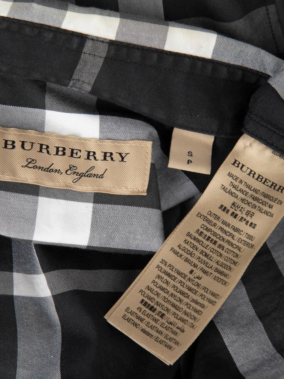 Camisa Burberry Negra y Blanca a Cuadros Nova Talla S en Bueno estado para la venta en London, GB