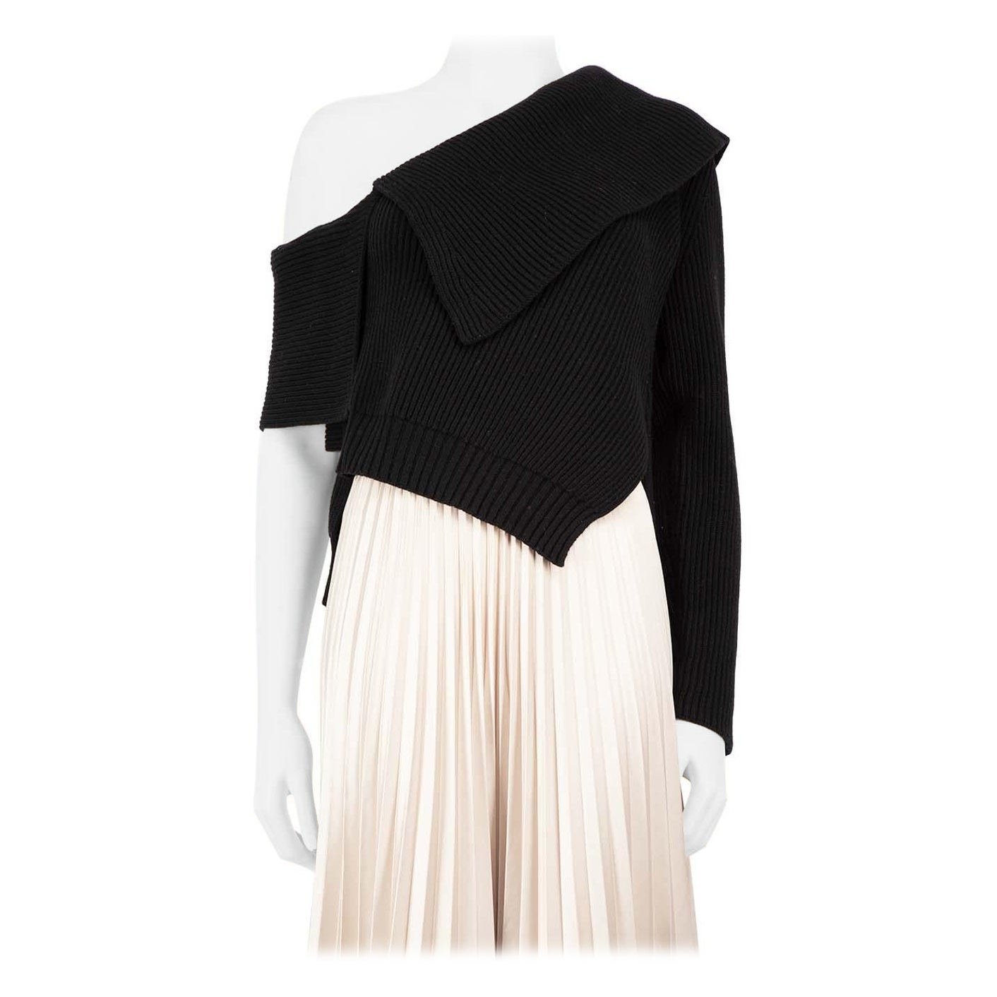 Burberry Black Wool Off-Shoulder Jumper Size M