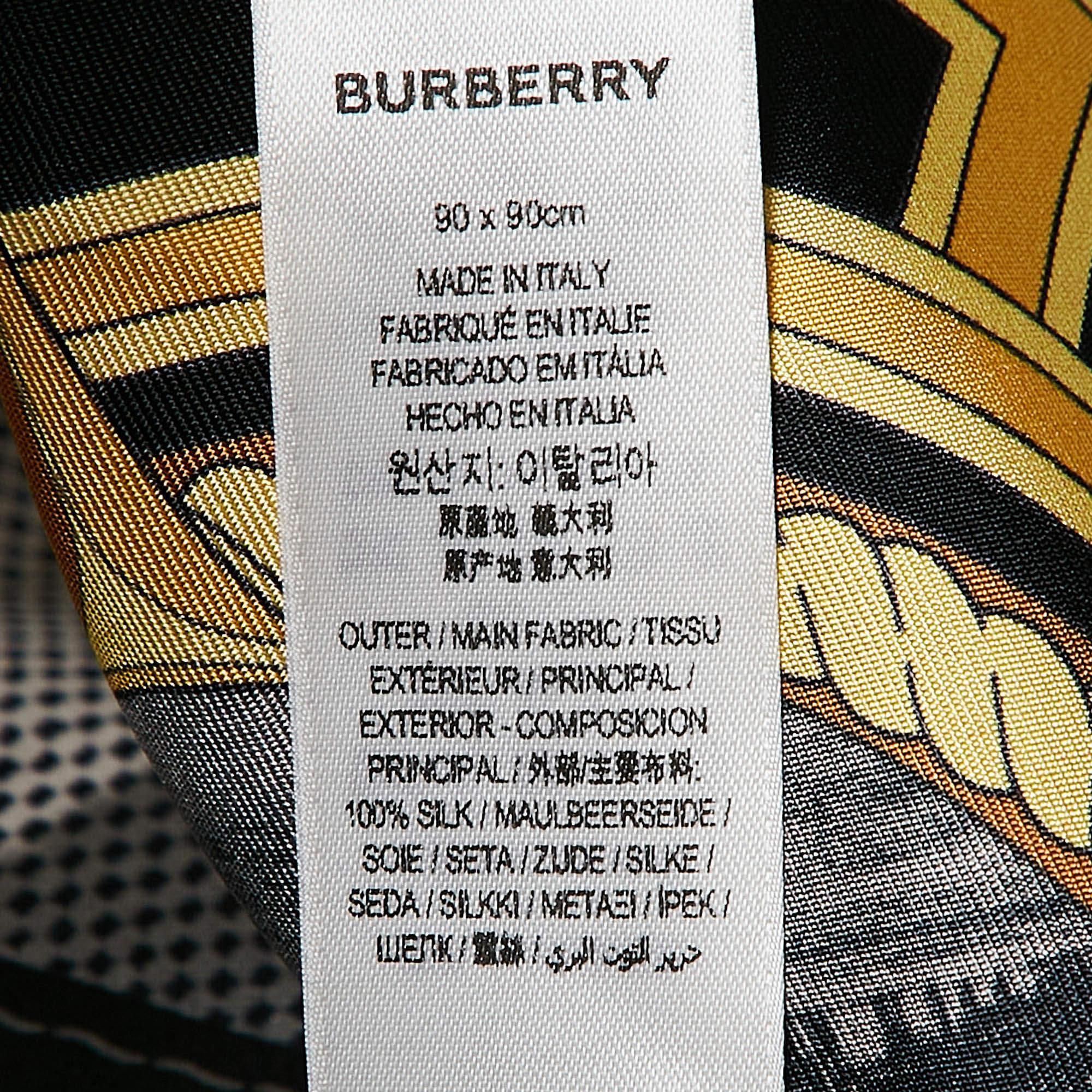 Burberry Sciarpa quadrata in seta con stampa cervo giallo/nera In condizioni ottime in vendita a Dubai, Al Qouz 2