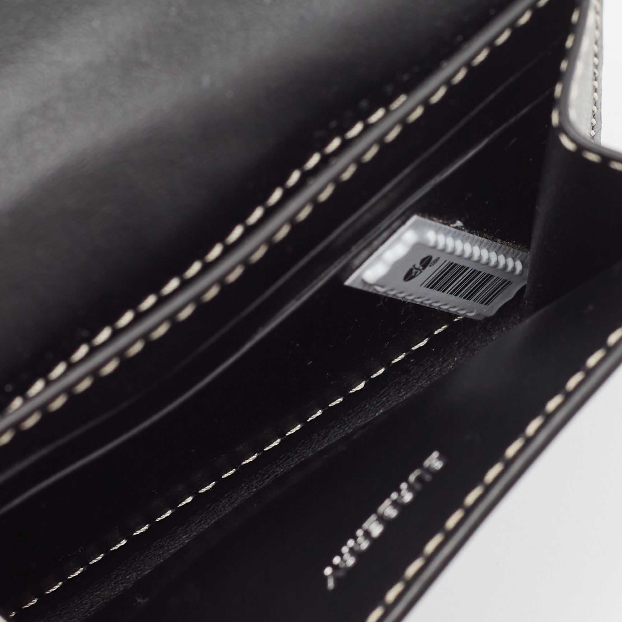 Burberry Blue/Black Canvas and Leather Luna Compact Wallet In Good Condition For Sale In Dubai, Al Qouz 2