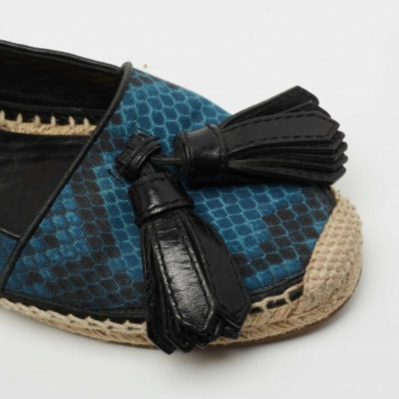 Espadrillas con nappe in tela e pelle con stampa serpente Burberry blu/nero misura 36 in vendita 2