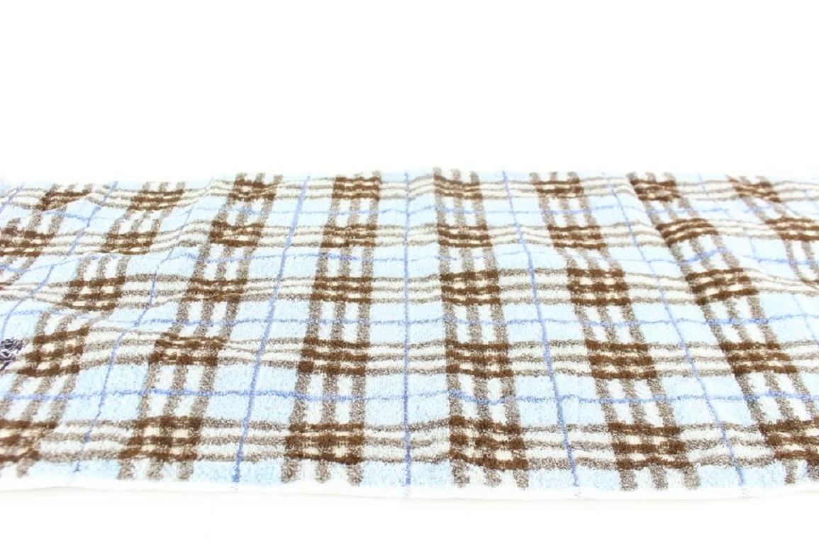 Burberry Blue Box Nova Check Logo Towel Set 18burz1113 Scarf/Wrap For Sale 2