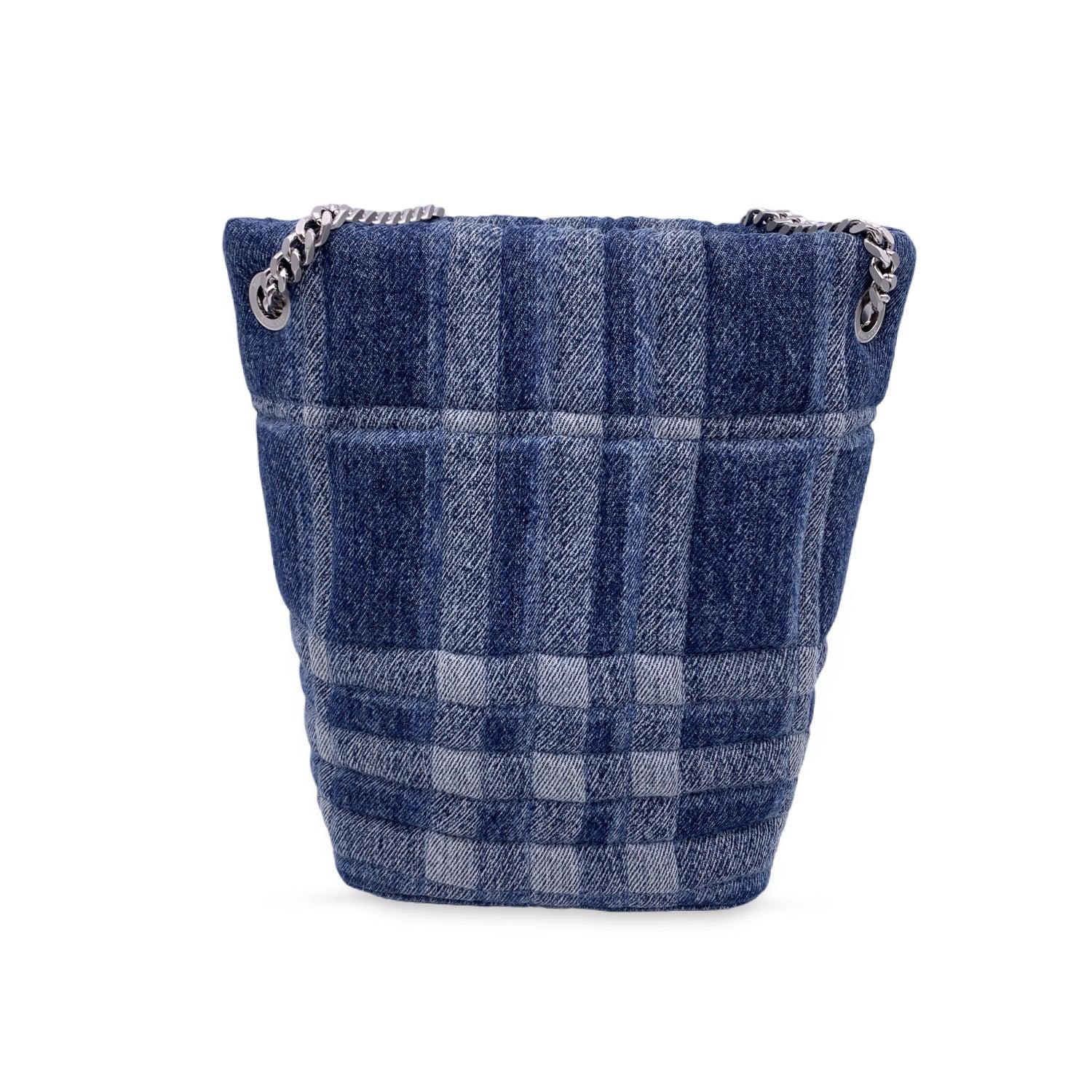 Burberry Blue Denim Quilted Small Lola Bucket Shoulder Bag Tote In Excellent Condition In Rome, Rome