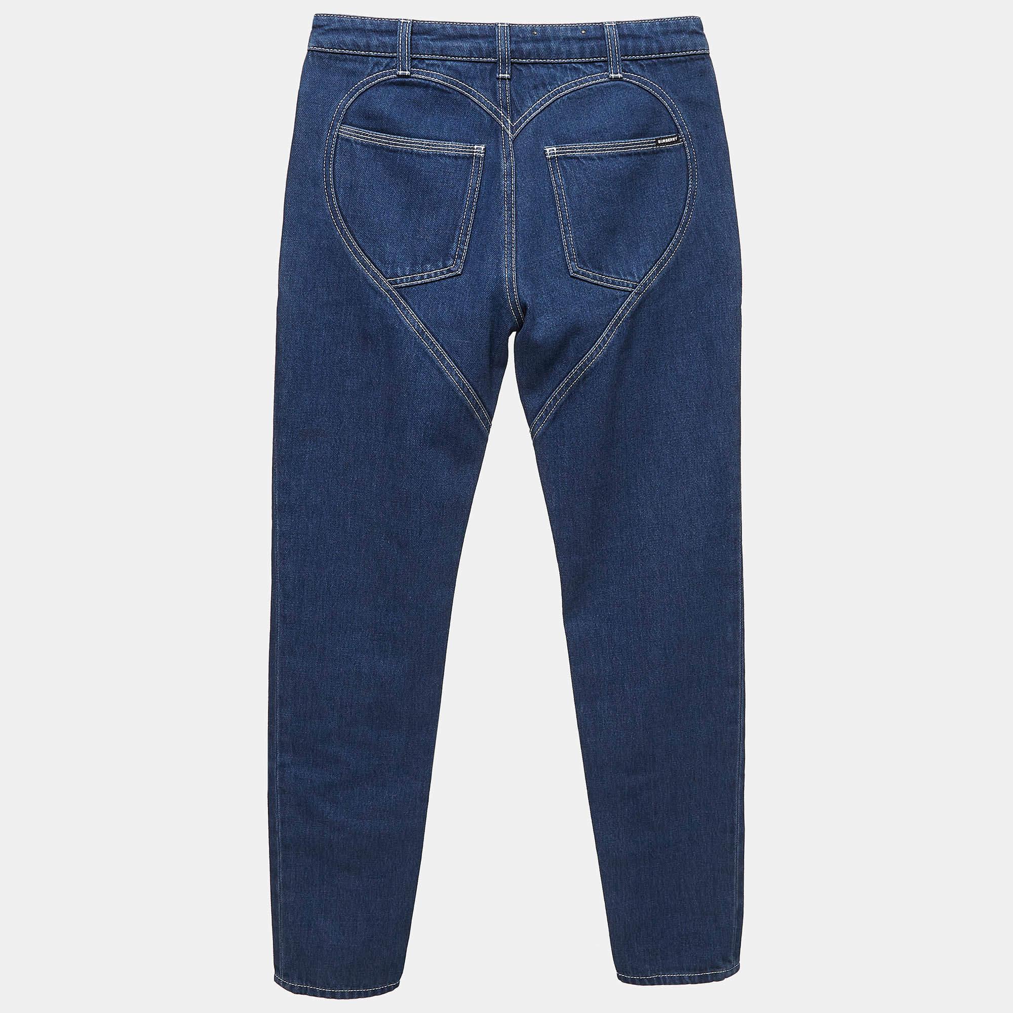 Une bonne paire de jeans complète toujours la garde-robe. Cette paire de jeans est taillée avec une telle habileté et un tel style qu'elle deviendra votre préférée en un rien de temps. Il vous offrira une tenue confortable et élégante.
