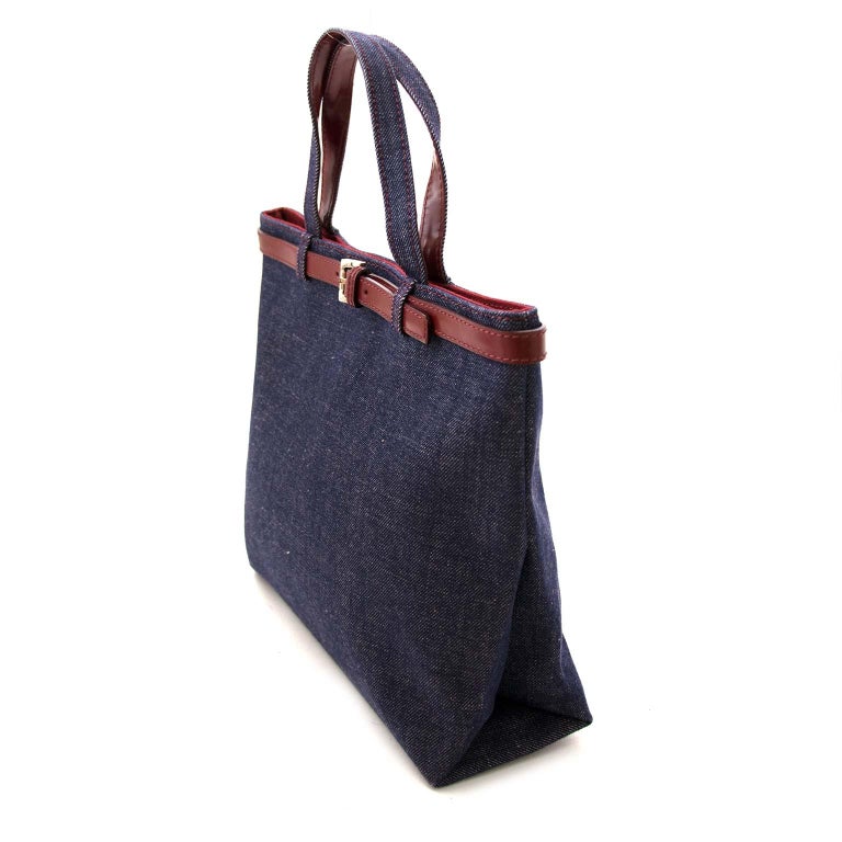 green bottega chain bag