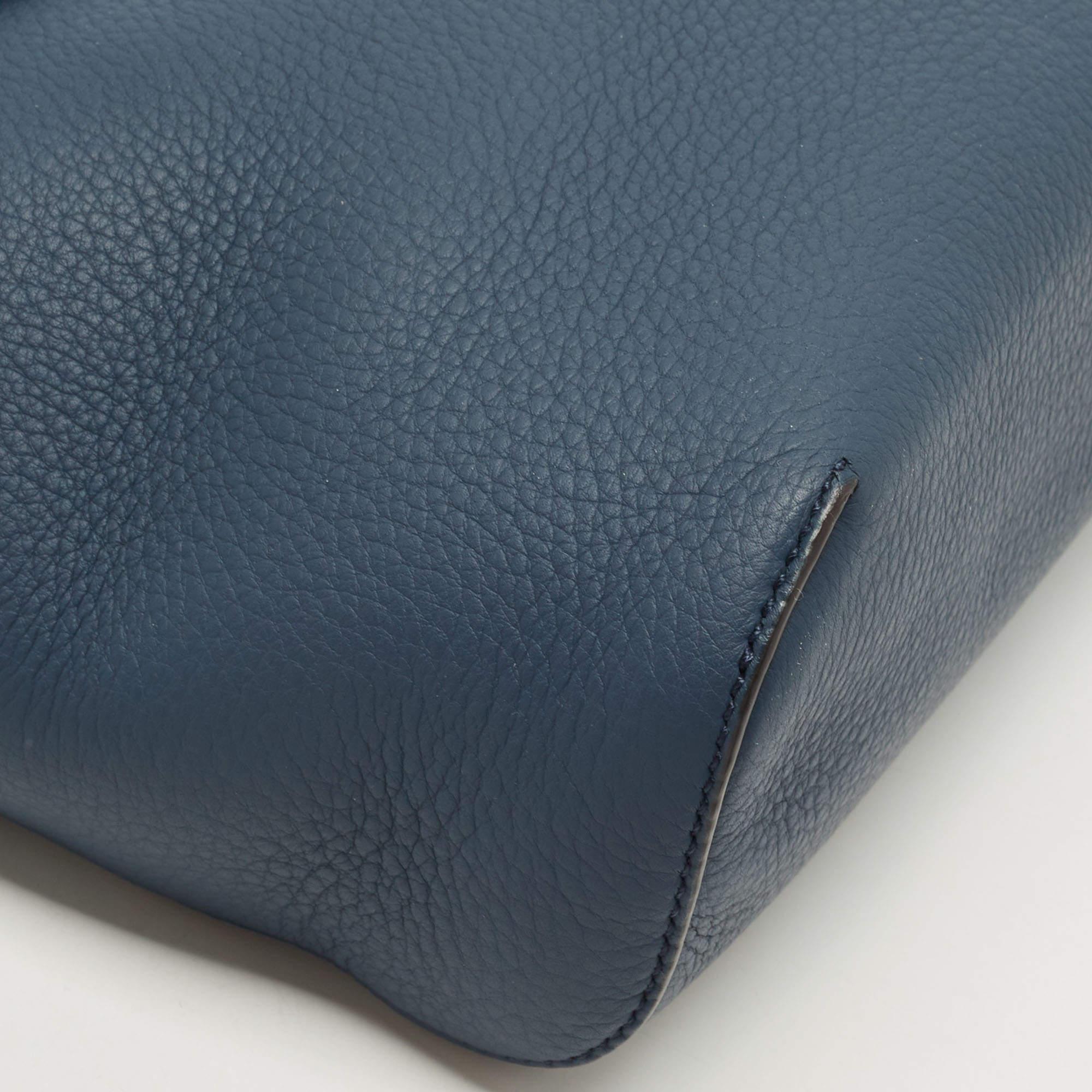 Burberry Blue Leather Large Pocket Messenger Bag 10