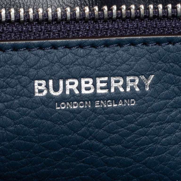 Burberry Blue Leather Pocket Messenger Bag For Sale at 1stDibs