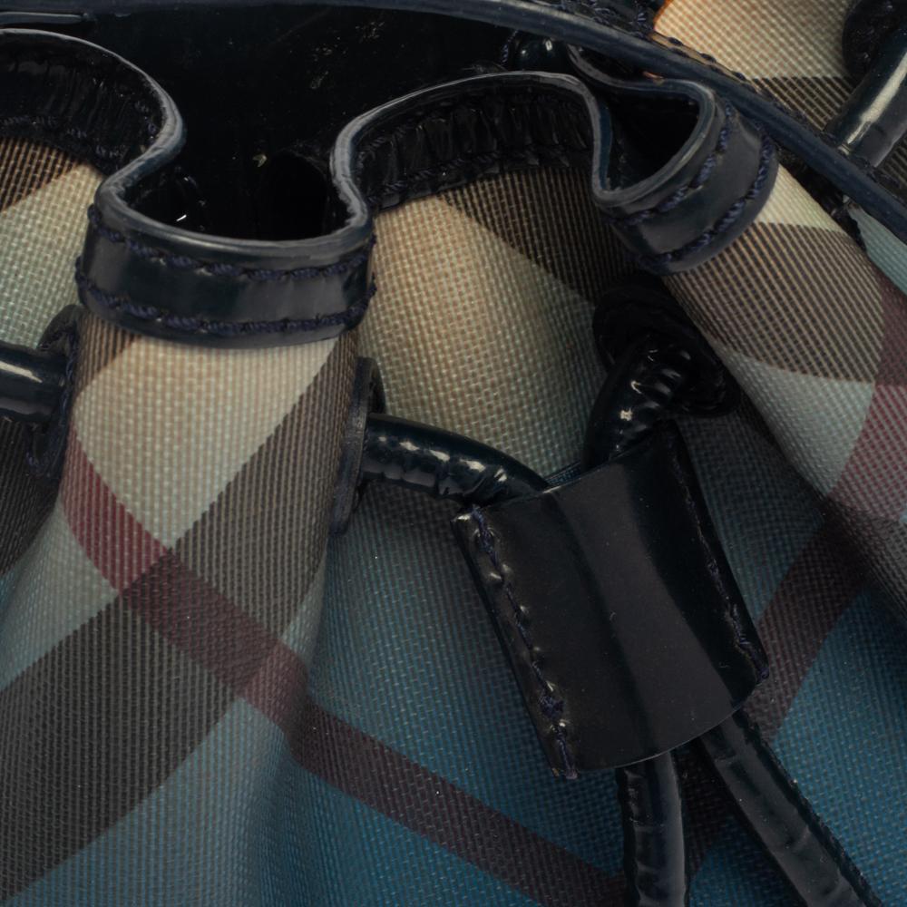 Burberry Blue Ombre Supernova Umhängetasche aus PVC und Lackleder 8