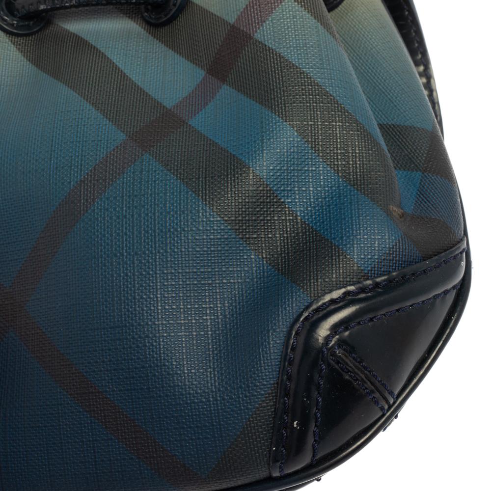 Burberry Blue Ombre Supernova Umhängetasche aus PVC und Lackleder 2