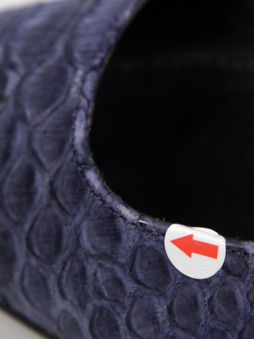 Burberry Blaue Python-Pumps mit spitzer Zehe Größe IT 40,5 im Angebot 3