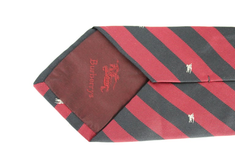 Rundt om Ubevæbnet TVsæt Burberry Blue Red Silk Regimental Classic Tie For Sale at 1stDibs