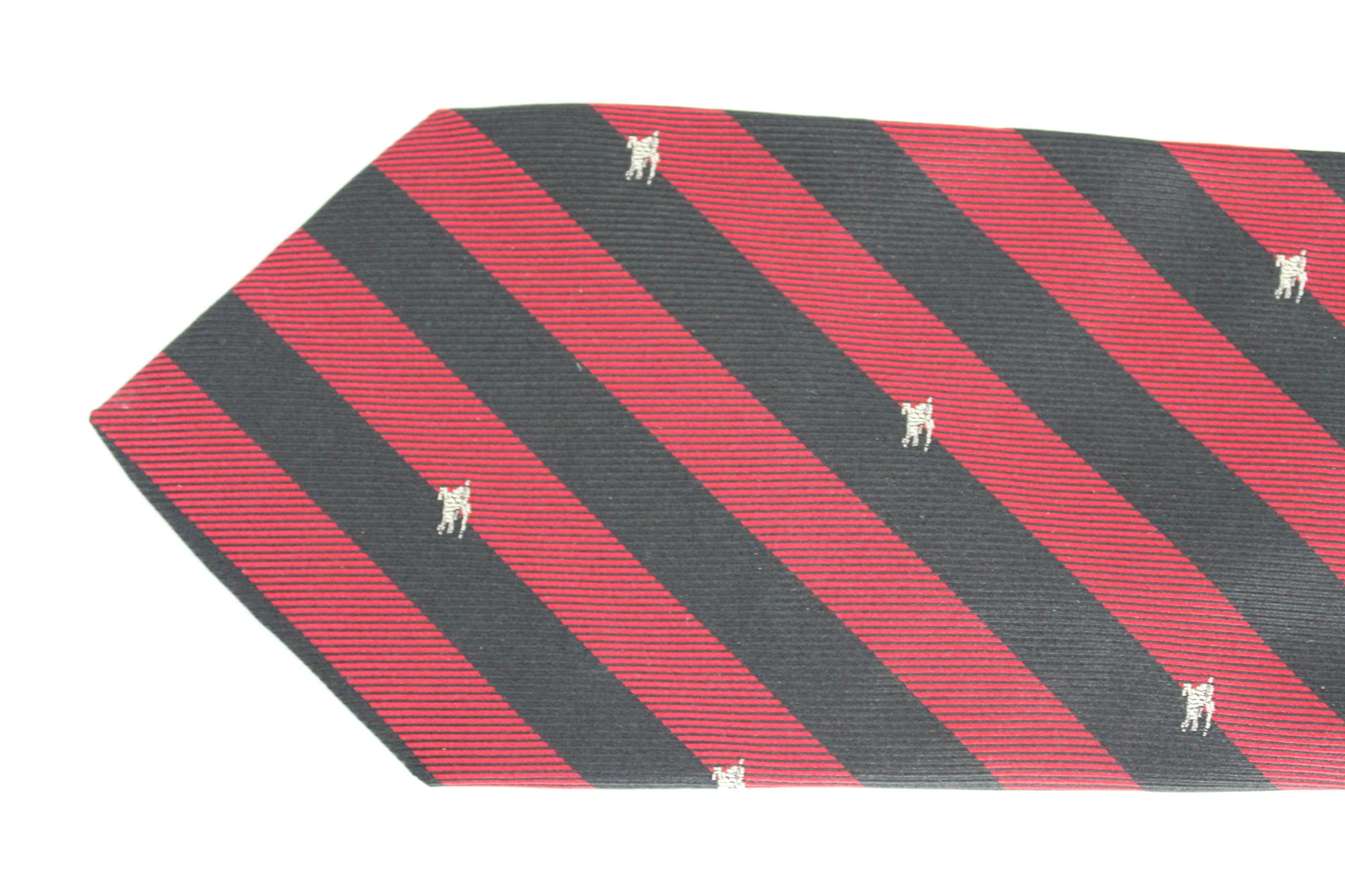 burberry tie red