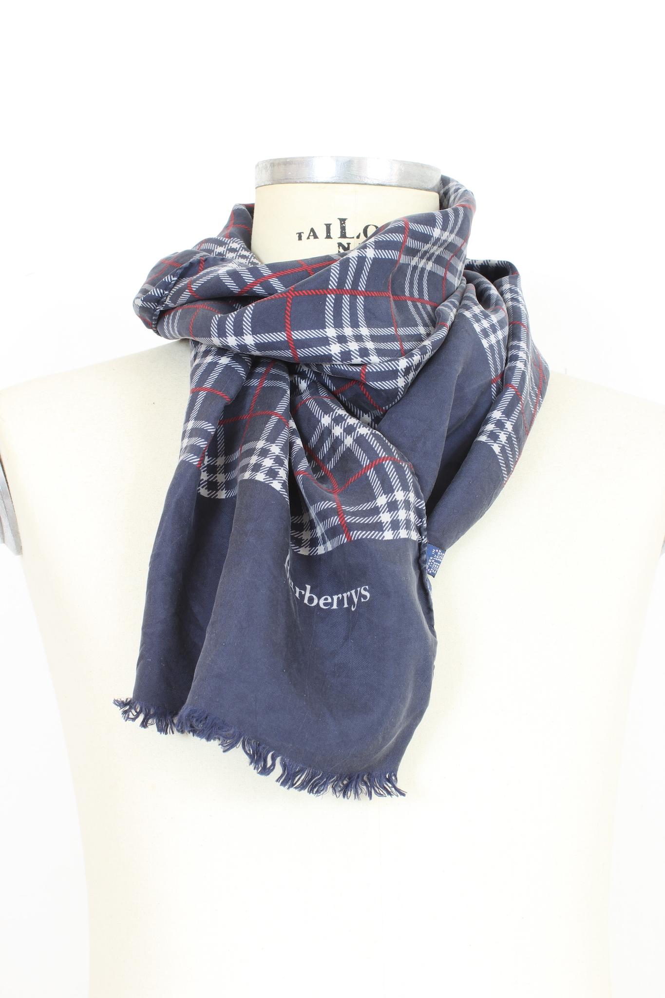 Burberry Blue Silk Vintage Check Scarf 80s In Excellent Condition In Brindisi, Bt