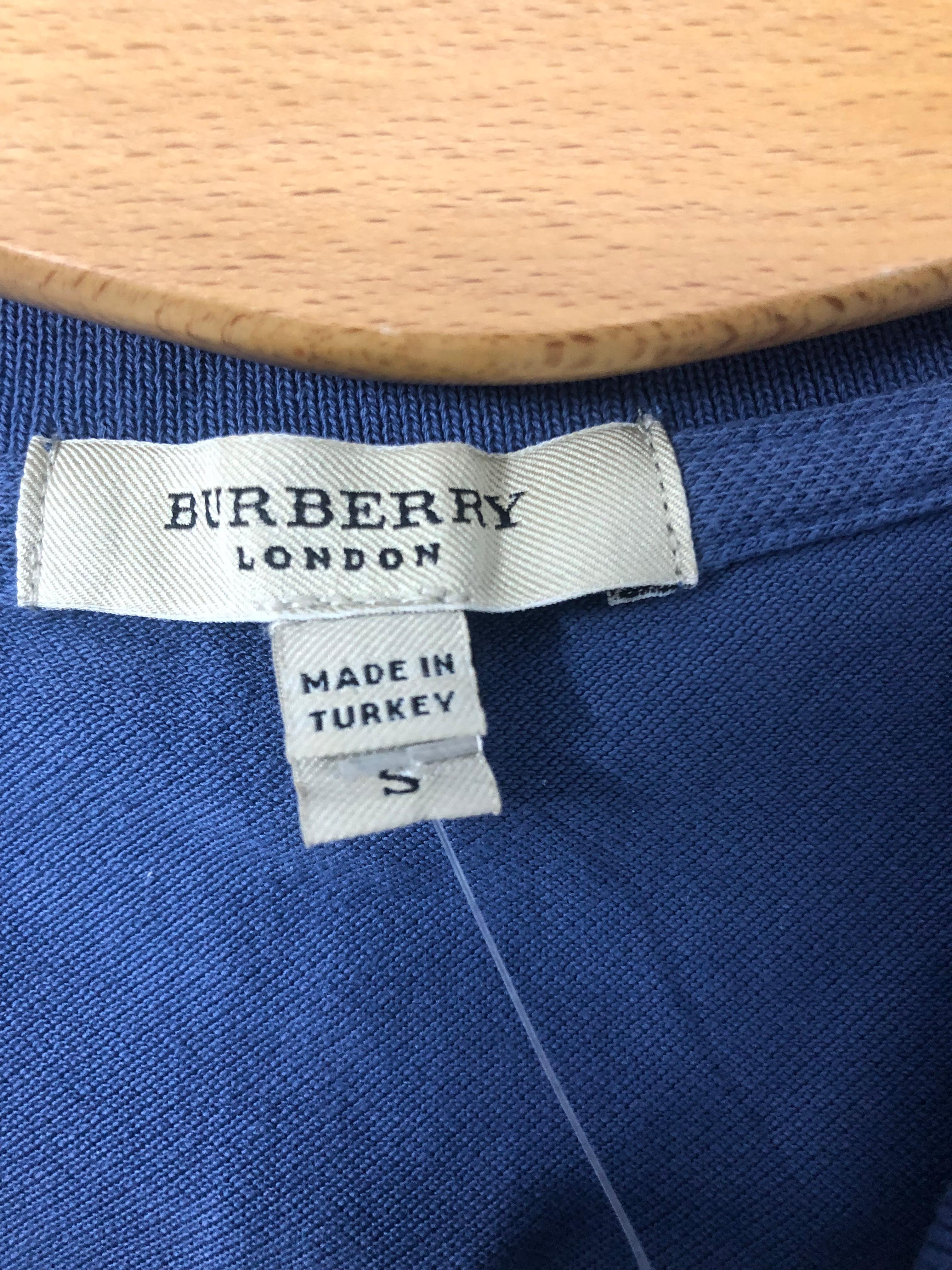 Burberry Blue Slim Fit Polo Shirt Size S In Good Condition For Sale In Amman, JO