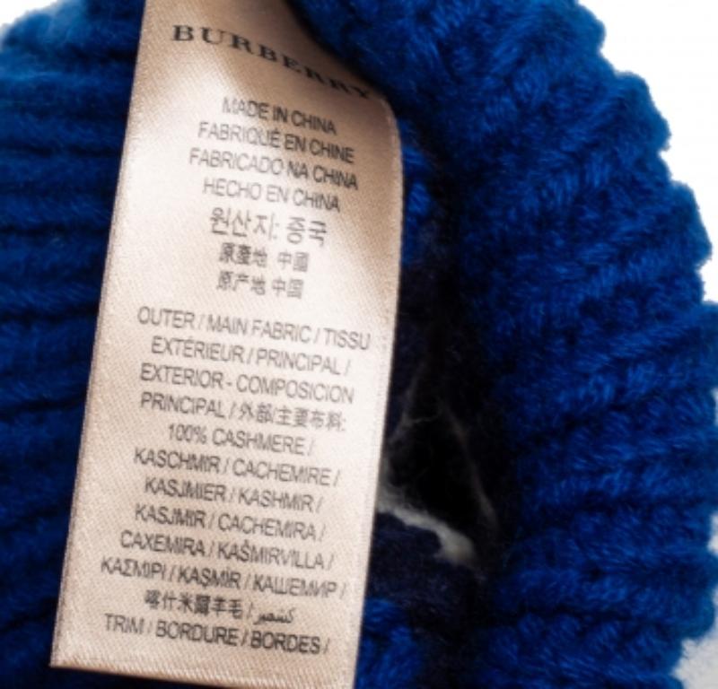 Blau gestreifte Kabelstrick-Kaschmirhandschuhe von Burberry Fingerlose Handschuhen im Zustand „Gut“ im Angebot in Dubai, Al Qouz 2