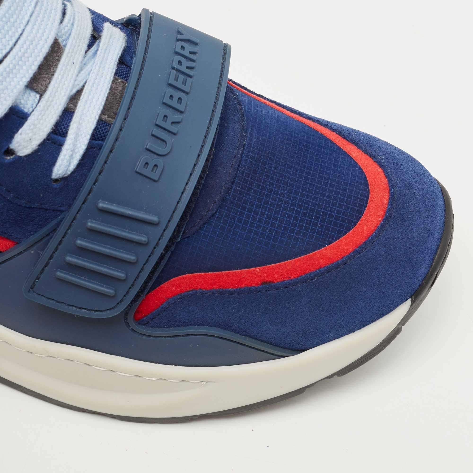 Burberry Blue Suede and Leather Ramsey Low Top Sneakers Size 41 For Sale 3