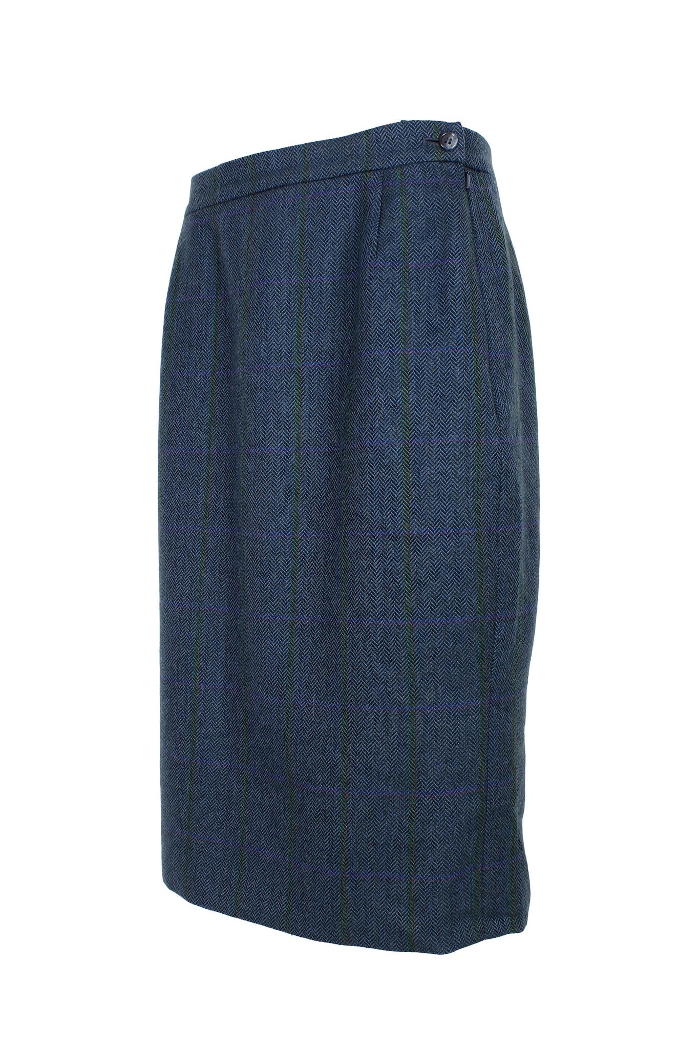 Women's Burberry Blue Wool Herringbone Pencil Skirt 1980s For Sale