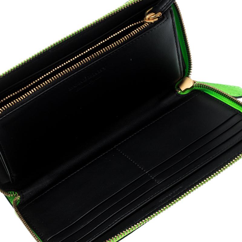 Burberry Bright Green Leather Zip Around Wallet 1
