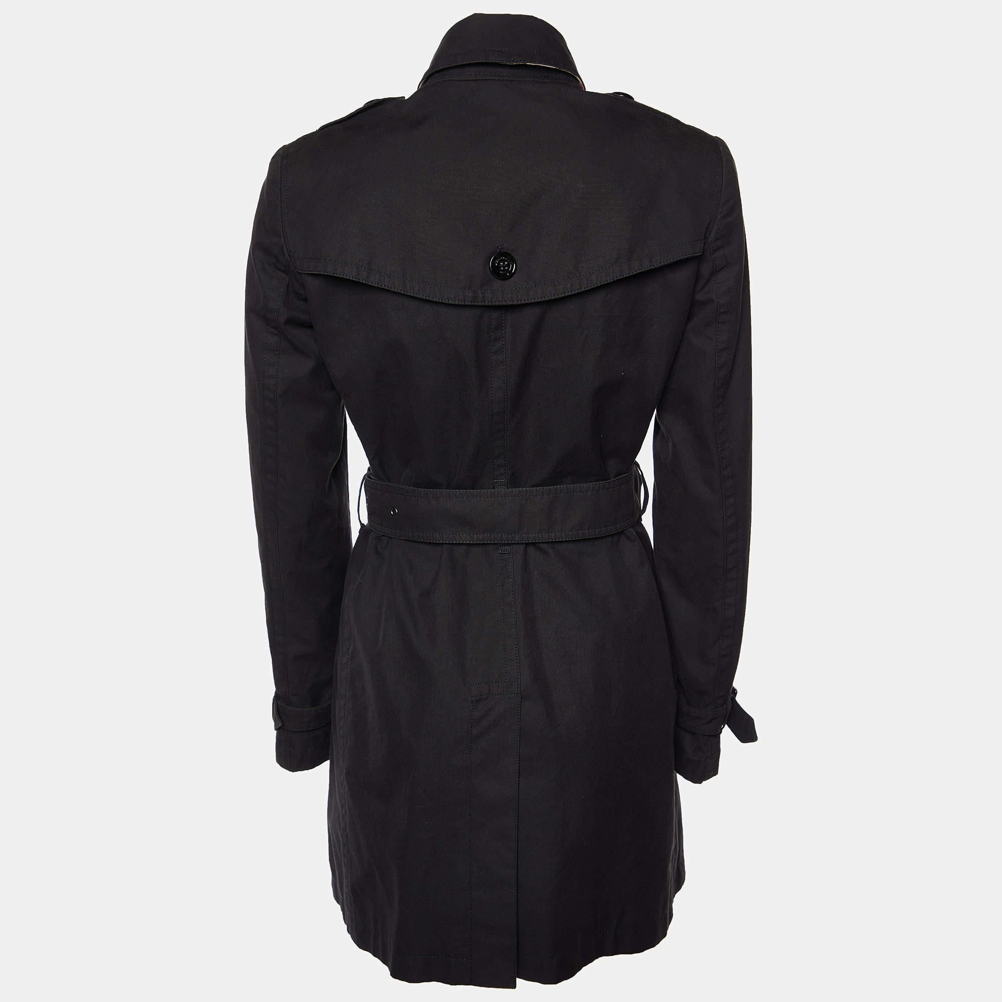 Coats like this one are an amazing accessory to polish your attire. Made from good fabrics and detailed with a noticeable design, this coat ensures your looks are always on point.

Includes: Belt