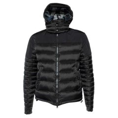 Burberry Brit Schwarze gesteppte Pufferjacke mit Kapuze mit Kapuze L