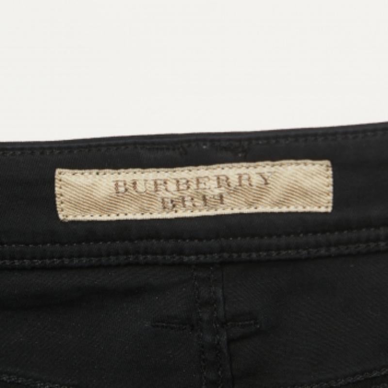 Donna Burberry Brit Jeans a vita bassa con rivestimento sintetico nero L Vita 32 in vendita