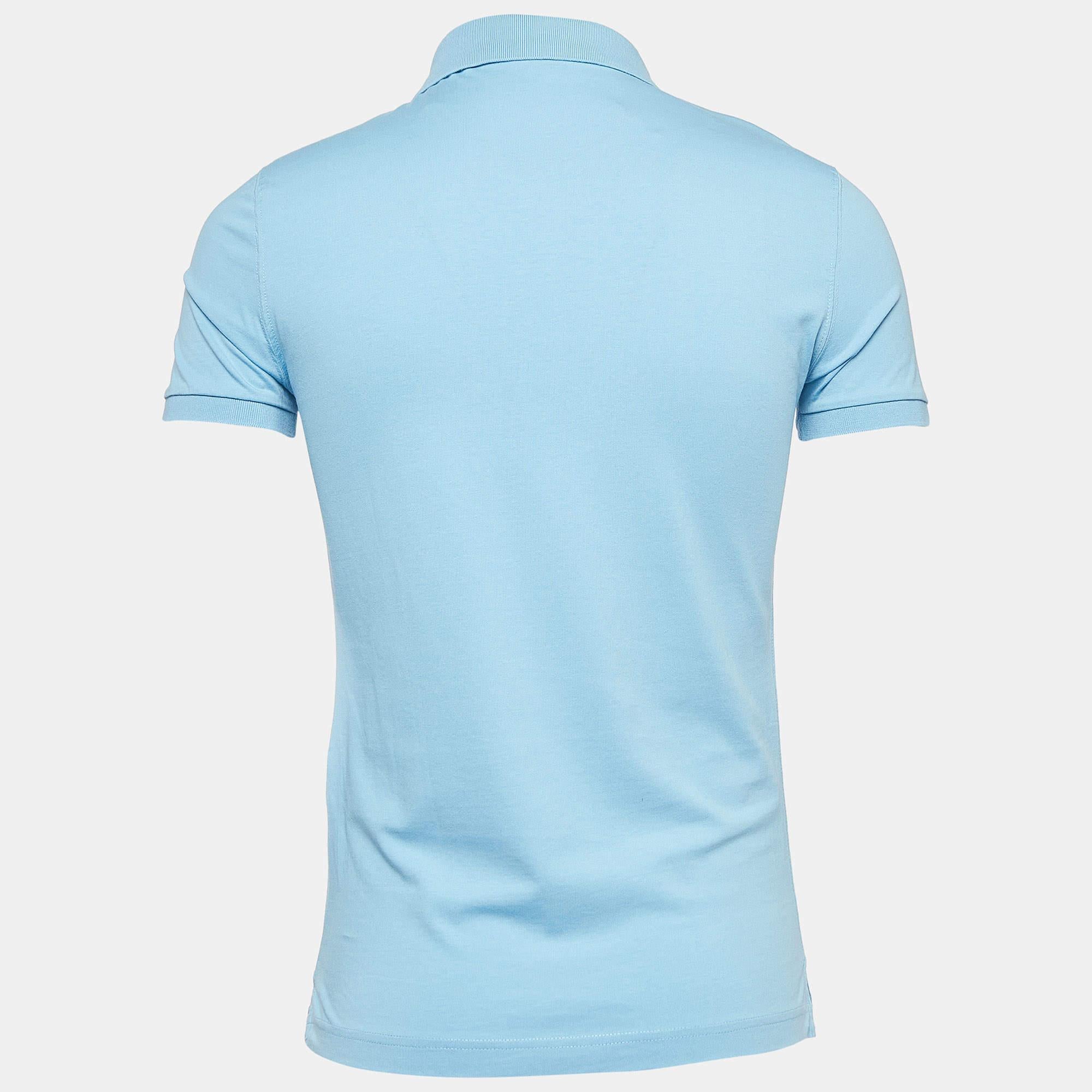 Whether you want to go out on casual outings with friends or just want to lounge around this t shirt is a versatile piece and can be styled in many ways. It has been made using fine fabric.