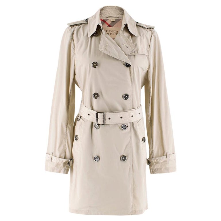 Burberry Brit Classic Beige Double-breasted Trench Coat - Size US 6 For  Sale at 1stDibs | burberry brit double breasted trench coat, burberry  double breasted trench coat