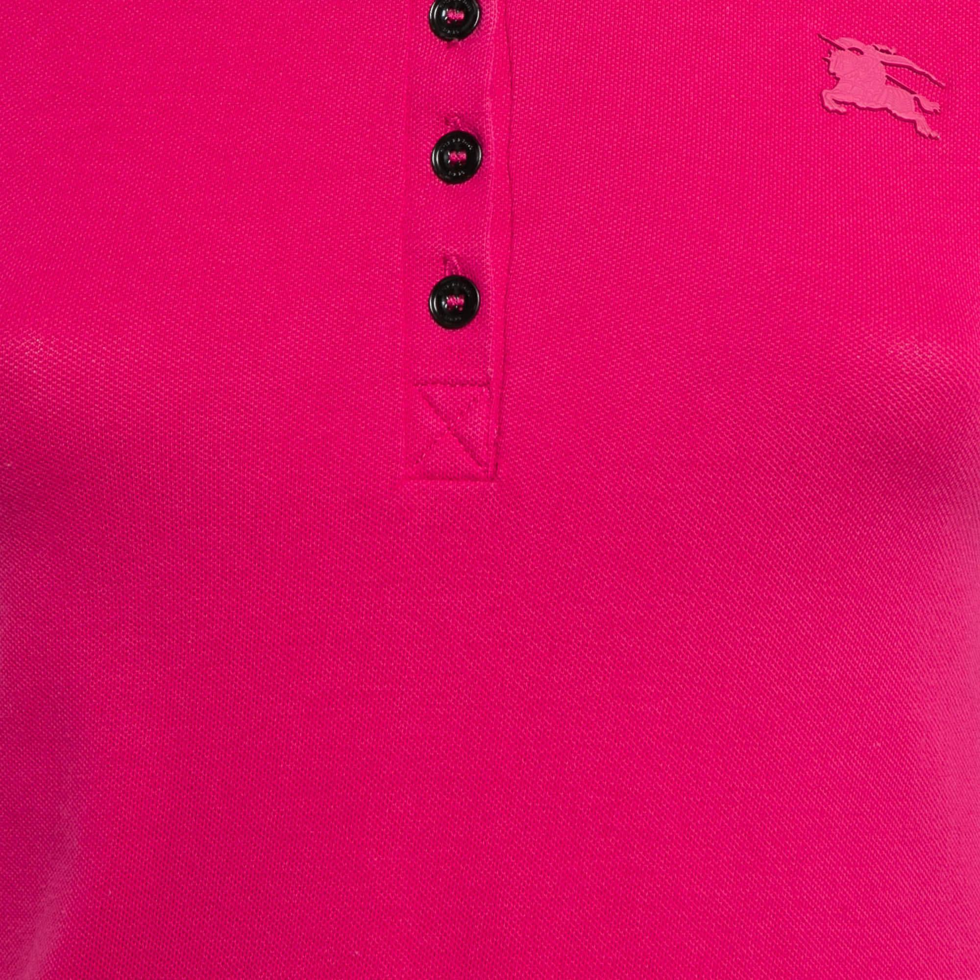 Burberry Brit Fuchsia Pink Polo T-Shirt XS In Good Condition For Sale In Dubai, Al Qouz 2