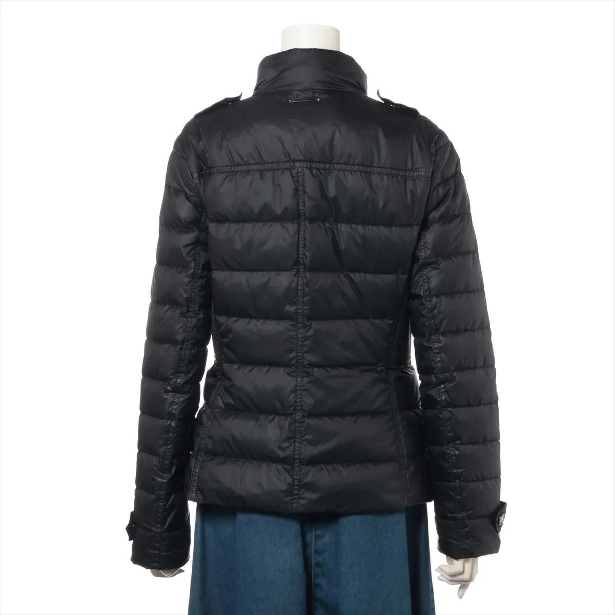 Burberry Brit Polyester Daunenjacke Schwarz im Zustand „Gut“ in Indianapolis, IN