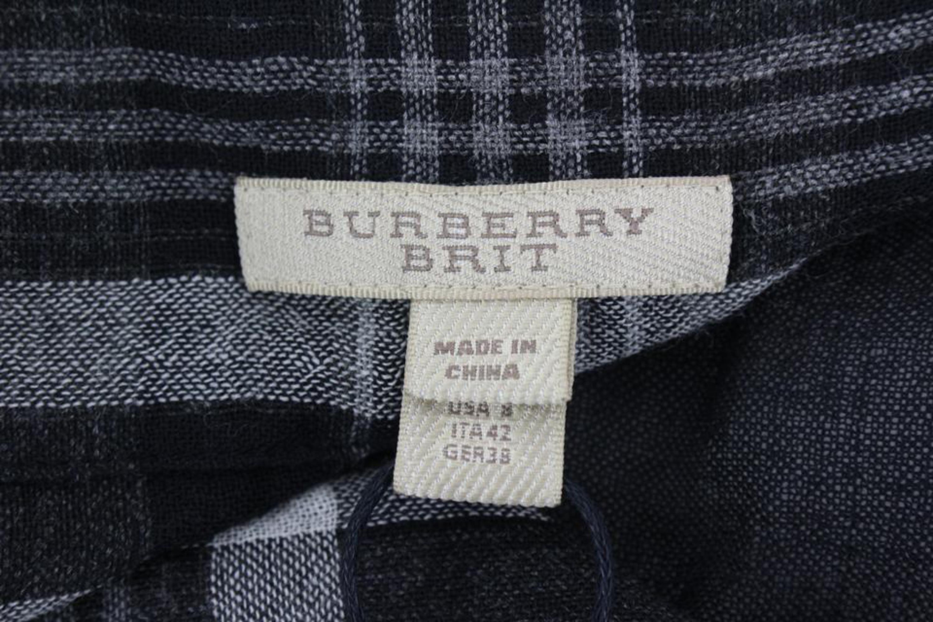 Burberry Brit Size 10 Black Nova Check Dress s331b38 For Sale 2