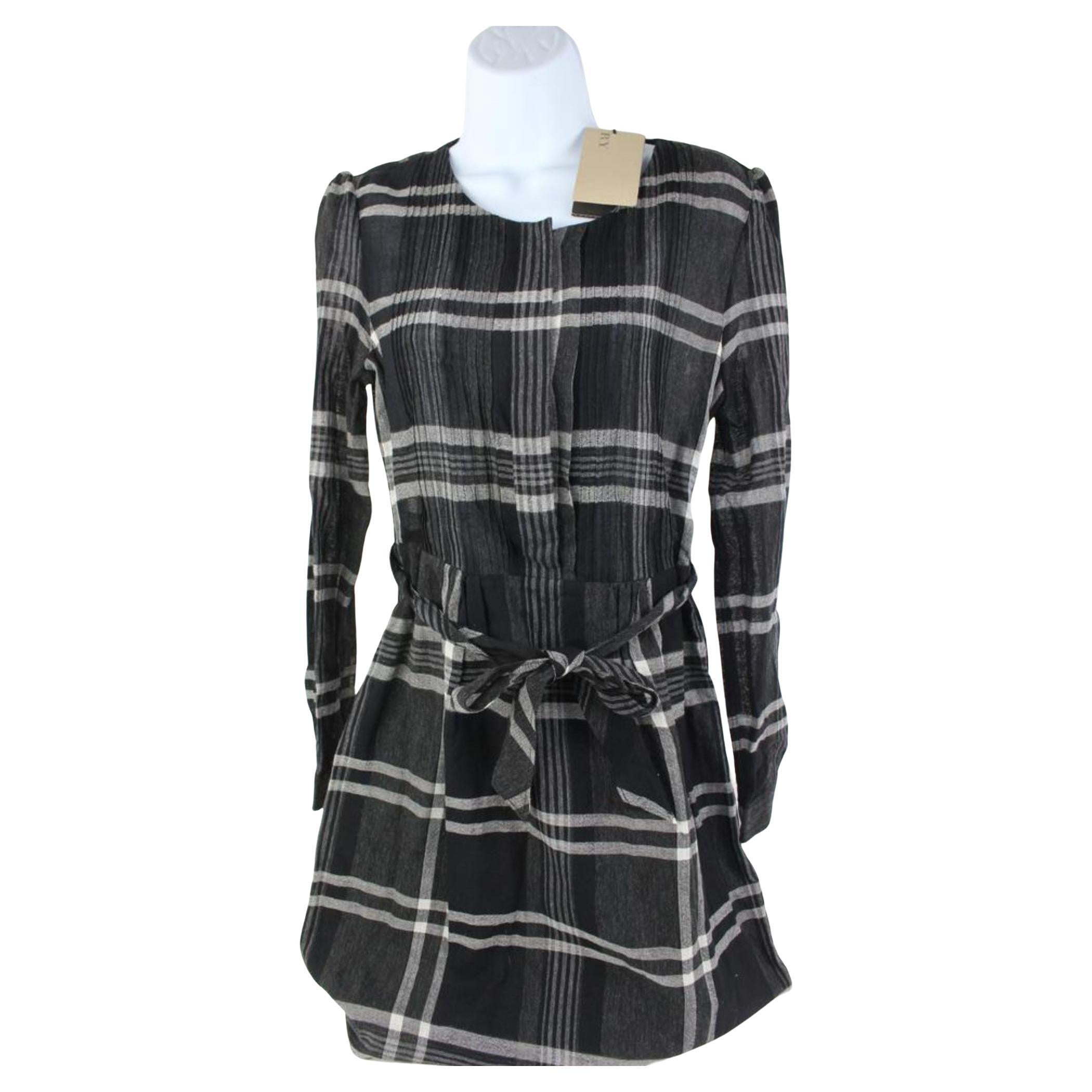 Burberry Brit Size 10 Black Nova Check Dress s331b38 For Sale