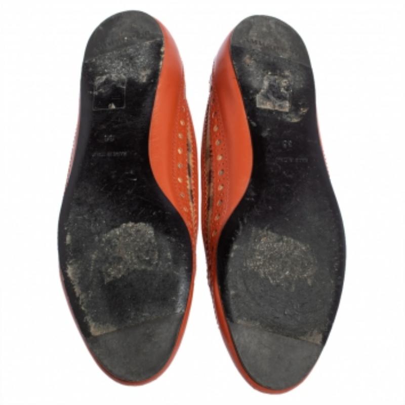 Women's Burberry Brogue Leather And Haymarket Check Canvas Tudor Ballet Flats Size 36 For Sale