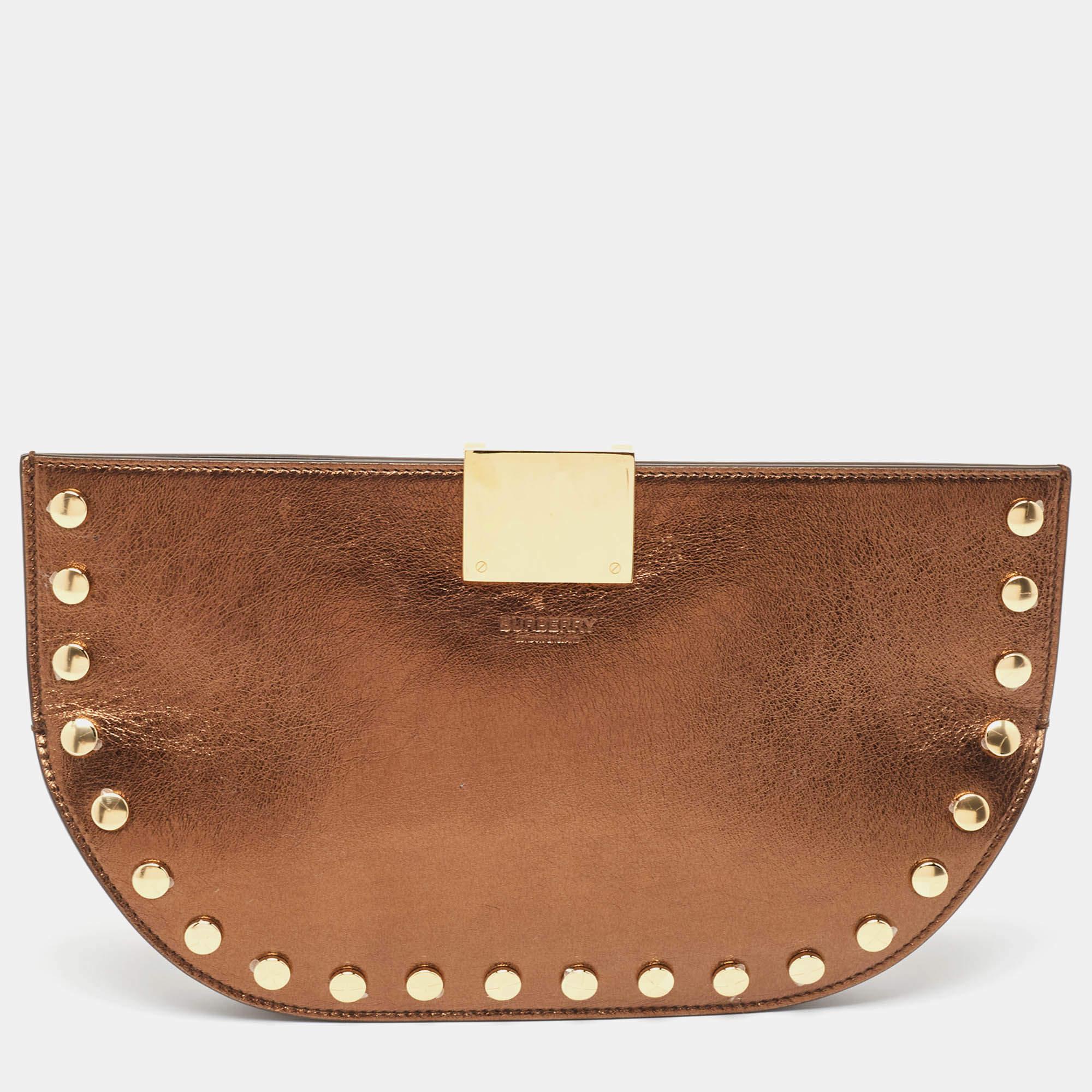 Burberry Bronze Leather Studded Olympia Clutch In New Condition In Dubai, Al Qouz 2