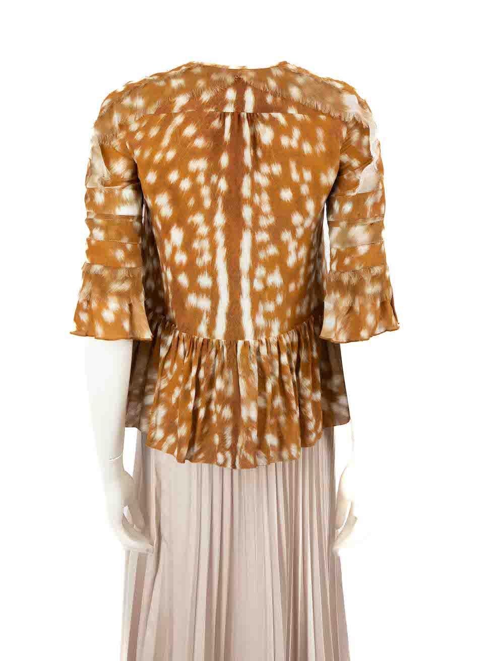 Burberry Brown Animal Print 3/4 Sleeve Blouse Size XS In Good Condition For Sale In London, GB