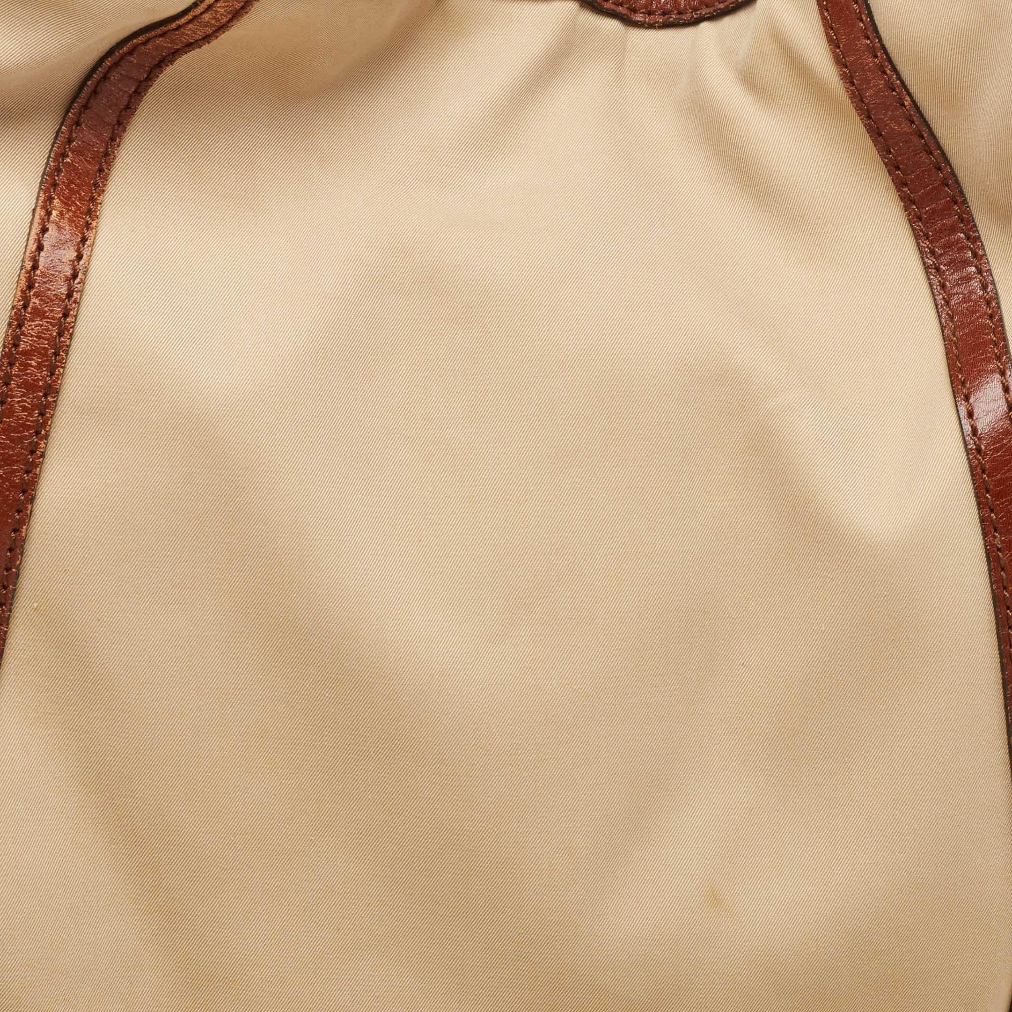 Burberry Brown/Beige Fabric and Leather Large Canterbury Tote In Good Condition In Dubai, Al Qouz 2