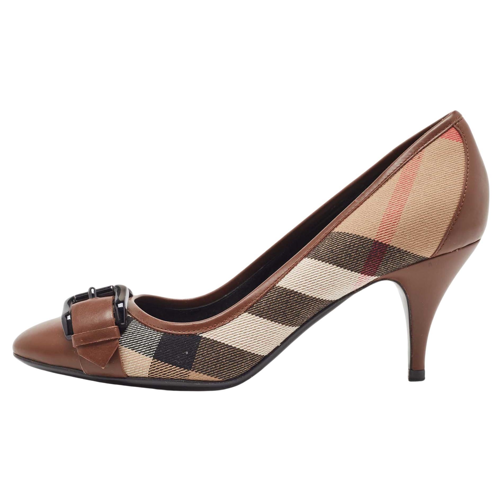 Burberry Brown/Beige Leather and House Check Canvas Buckle Detail Pumps Size 36 For Sale