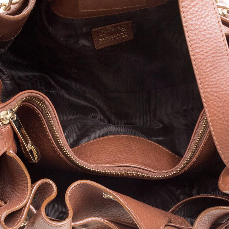Bolso de hombro Margaret de Burberry en piel marrón/beige y cuadros acolchados de la casa 2