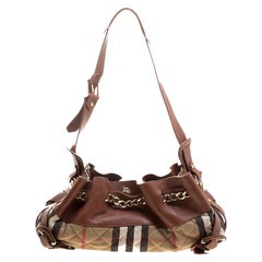 Bolso de hombro Margaret de Burberry en piel marrón/beige y cuadros acolchados de la casa