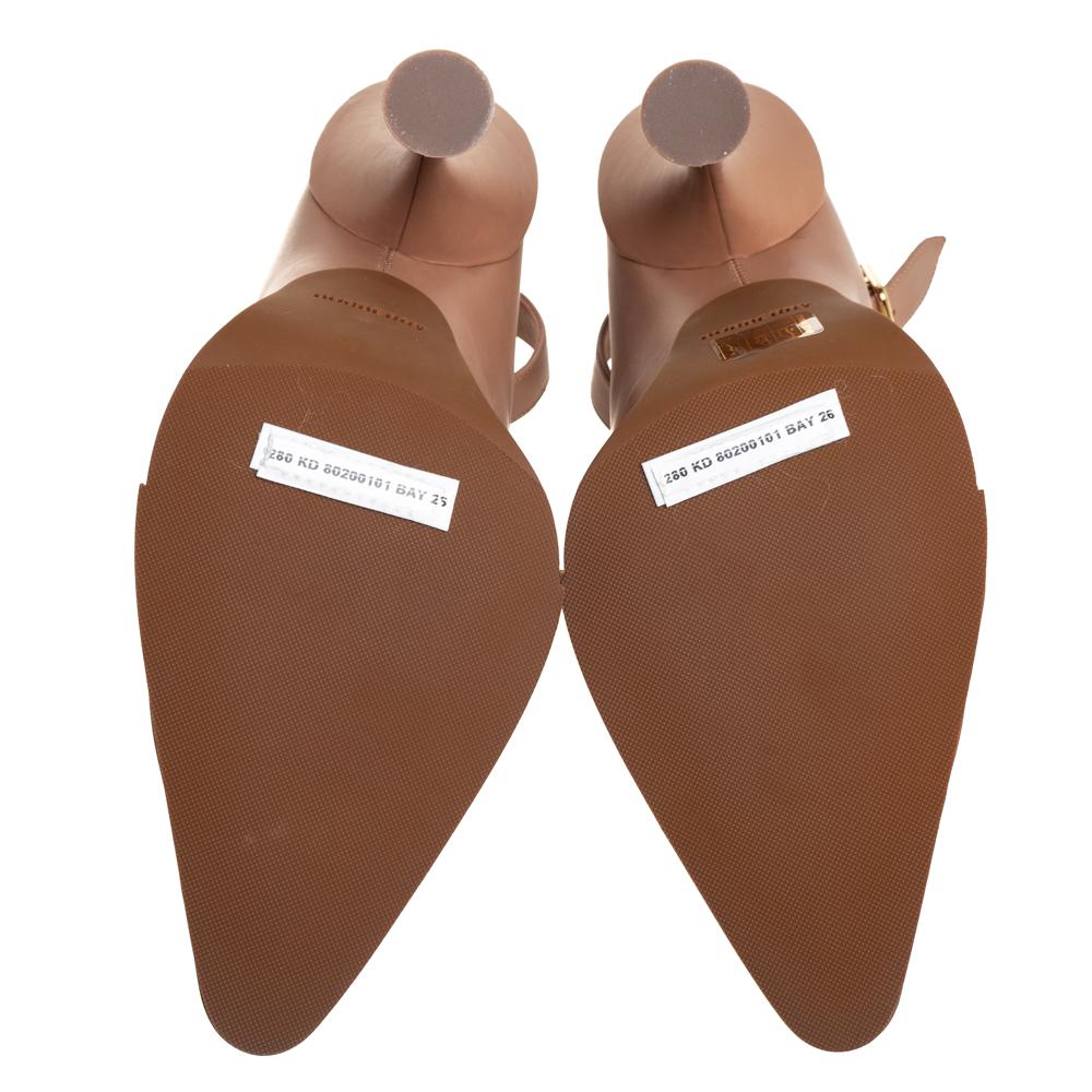 De las mujeres Burberry Marrón/Beige Cuero Puntera Detalle Puntiagudo Bombas Tamaño 38