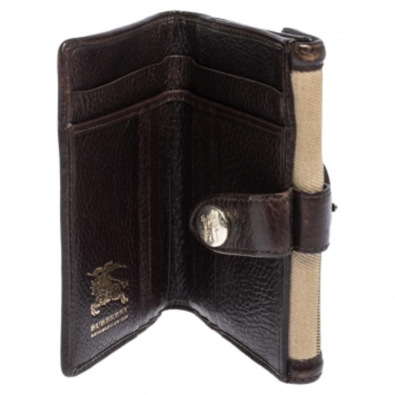 Burberry Brown/Beige Nova Check Canvas und Lederschnalle Kompaktes Portemonnaie im Angebot 5