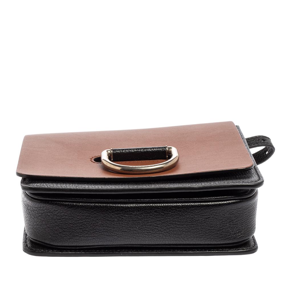 Burberry Brown/Black Leather Small D-Ring Shoulder Bag In New Condition In Dubai, Al Qouz 2